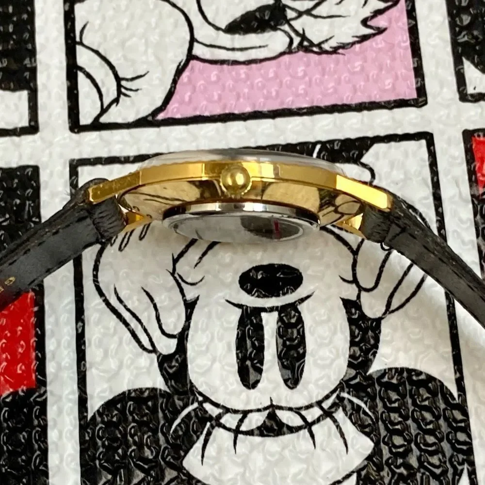 Vintage Walt Disney Productions Bradley Coin Edge Mickey Mouse Watch